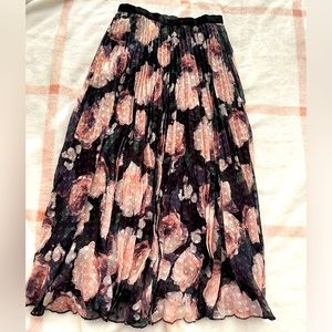 Women Pleated Skirt